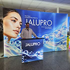 Realizace s promostolkem LED BOX - spojení 4 ledboxů 100x250 cm